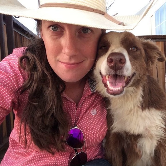 Meet your Posher, Kaylin - Picture 2 of 2